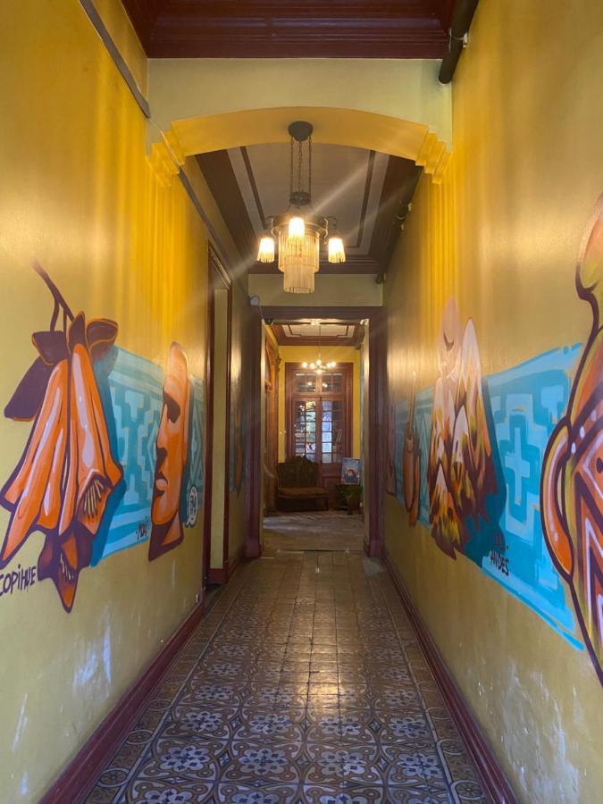 La Casa Roja Hostel Santiago Exterior foto